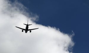 Read more about the article Wie gefährlich sind Luftlöcher? | reisereporter.de